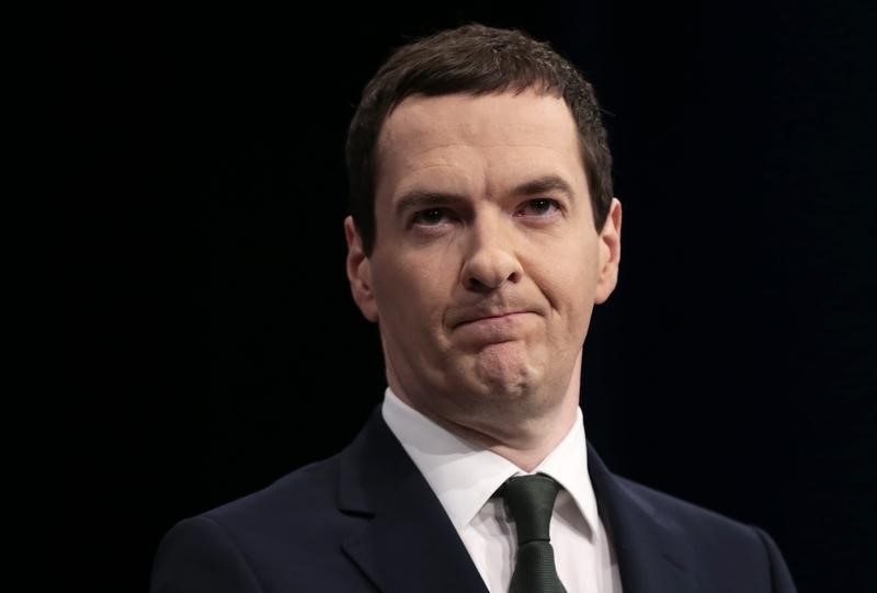 © Reuters. Chancellor of the Exchequer George Osborne delivers his keynote speech at the annual Conservative Party Conference in Manchester