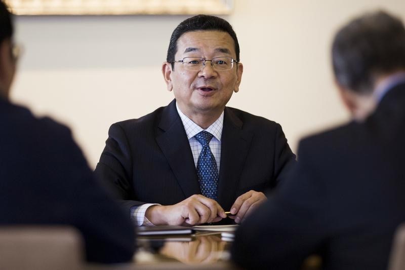 © Reuters. Honda Motor Co President and CEO Takahiro Hachigo speaks during an interview in Tokyo