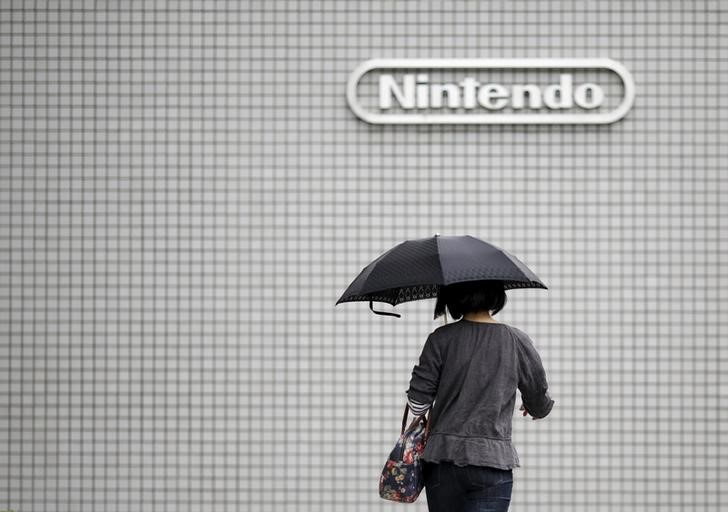 © Reuters. Logo da Nintendo visto em prédio da companhia em Tóquio