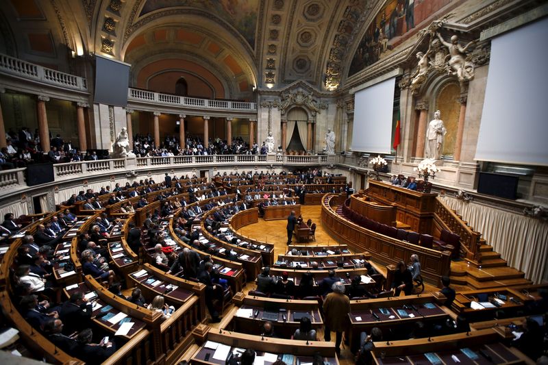 © Reuters. Parlamento português durante votação em Lisboa 