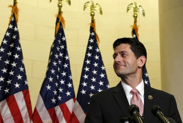 © Reuters. Ryan fala à imprensa após ser indicado pelo partido republicano para concorrer à presidência da Câmara