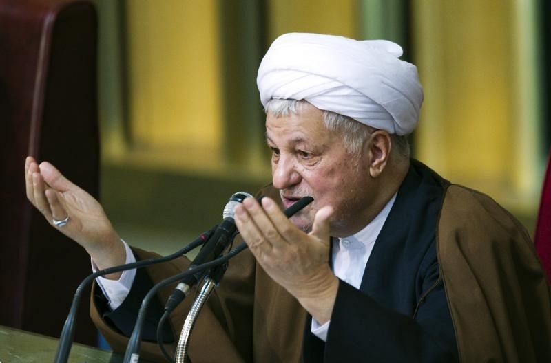 © Reuters. Ex-presidente do Irã aiatolá Akbar Hashemi Rafsanjani durante encontro em Teerã