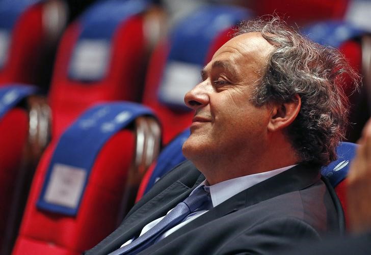 © Reuters. Presidente da Uefa, Michel Platini, que está suspenso, durante evento em Monte Carlo