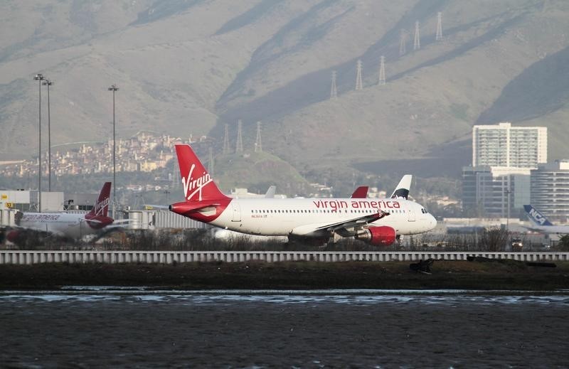 © Reuters. A Virgin America Airbus A319 takes off from San Francisco International Airport, San Francisco