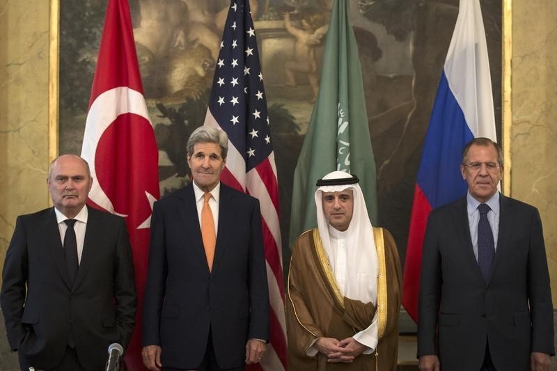 © Reuters. أمريكا والغرب يتوقعان تحقيق مكاسب محدودة في محادثات بشأن سوريا