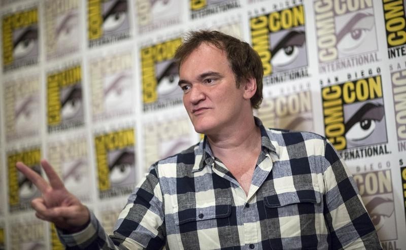 © Reuters. Diretor Quentin Tarantino posa para fotos na Comic-Con de 2015, em San Diego