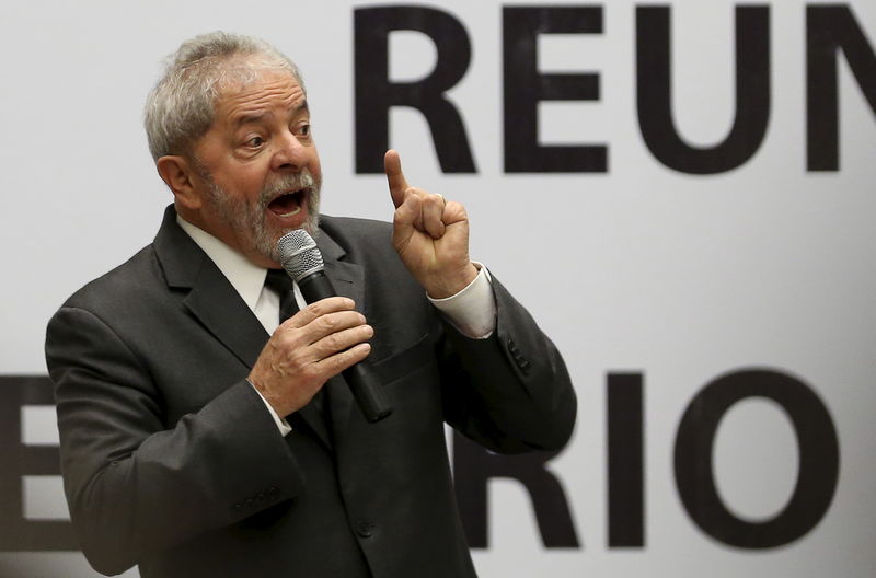 © Reuters. Lula, durante reunião do diretório do PT em Brasília