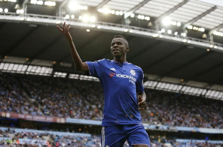 © Reuters. Ramires, do Chelsea, durante jogo contra o Manchester City