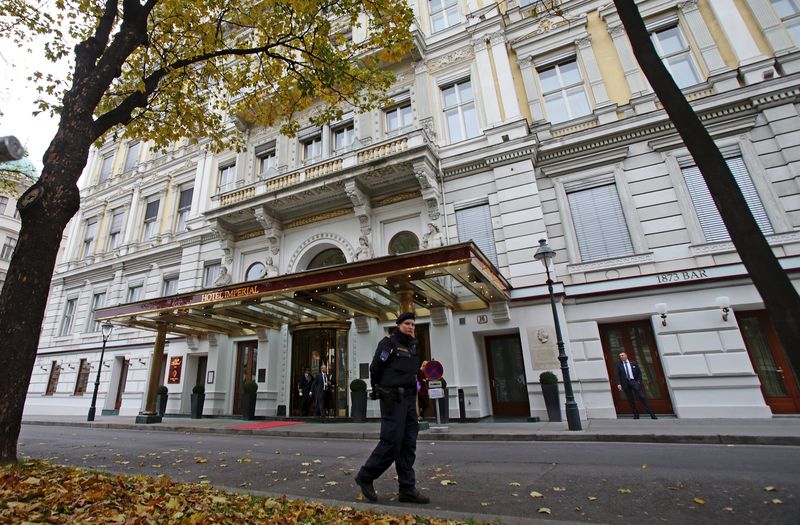 © Reuters. Hotel Imperial, em Viena,  local das conversas sobre a Síria