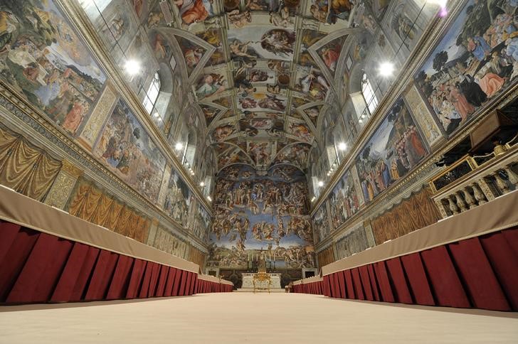 © Reuters. La Capilla Sixtina no necesitará más restauraciones tras nuevos controles