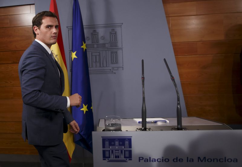 © Reuters. Ciudadanos supera al PSOE y sería la segunda fuerza más votada en España