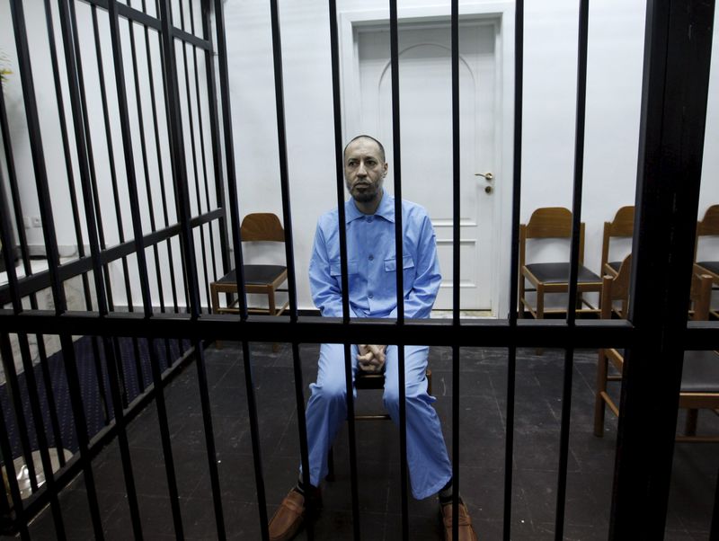 © Reuters. تأجيل محاكمة نجل القذافي إلى ديسمبر