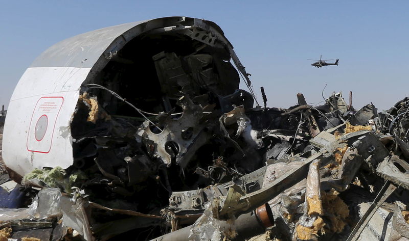 © Reuters. مصدر بلجنة التحقيق: الطائرة الروسية المنكوبة لم تتعرض لهجوم خارجي