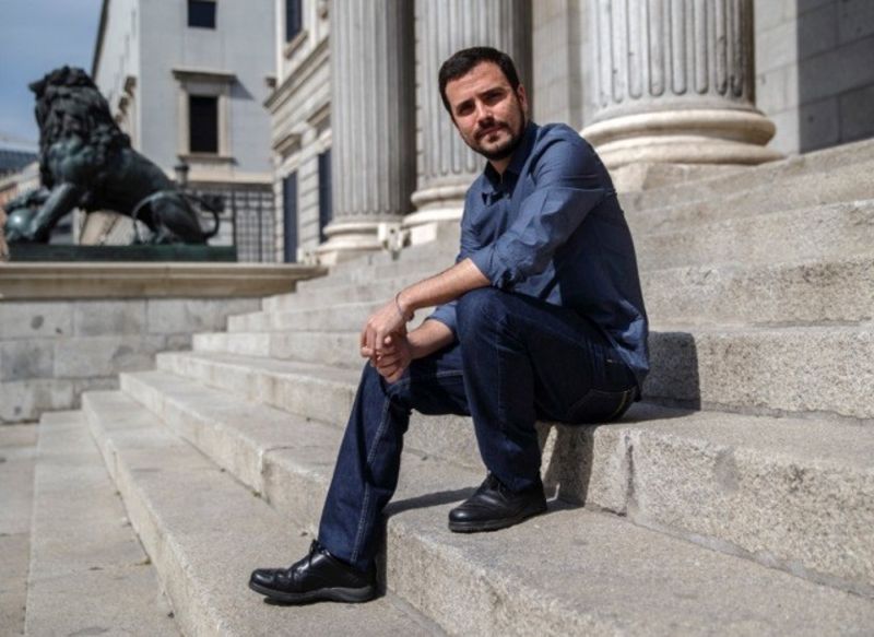 © Reuters. El líder de IU defiende un referéndum en Cataluña frente al pacto de Rajoy 