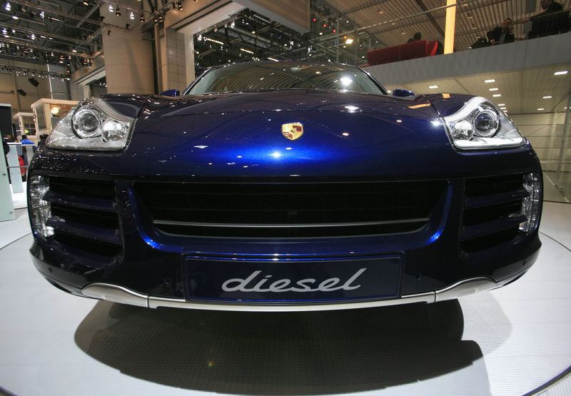 © Reuters. File photo of a Porsche Cayenne Diesel at the 79th Geneva Car Show