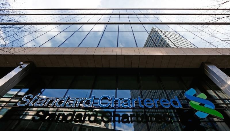 © Reuters. ستاندرد تشارترد يسجل خسائر في الربع/3 ويخطط لزيادة رأس المال 5.1 مليار دولار