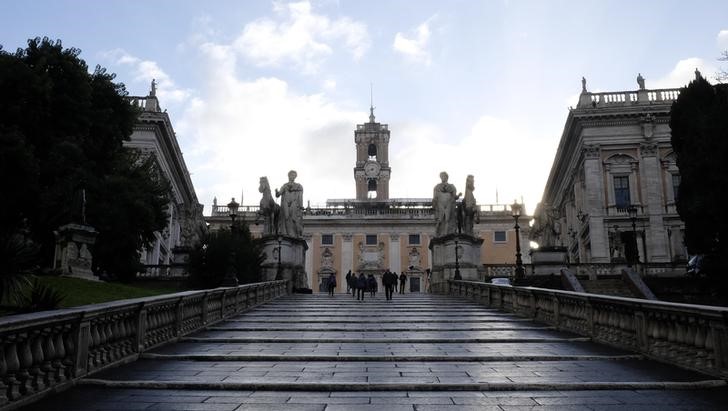 © Reuters. Scalinata del Campidoglio a Roma.