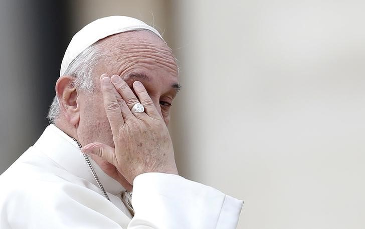 © Reuters. Papa Francisco durante audiência geral na Praça São Pedro, no Vaticano