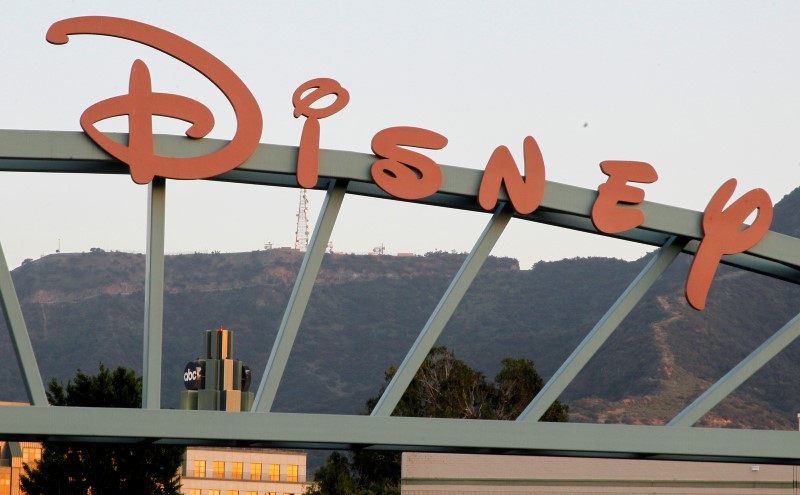 © Reuters. A part of the signage at the main gate of The Walt Disney Co. is pictured in Burbank
