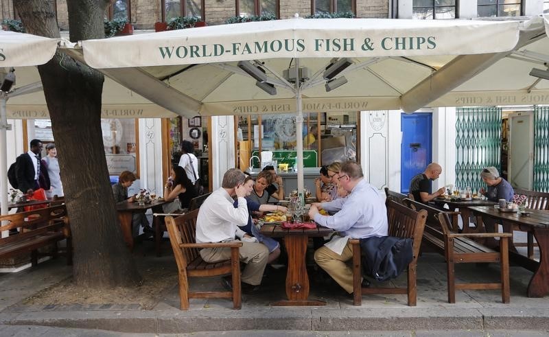 © Reuters. Diners eat at the Rock and Sole Plaice restaurant in central London