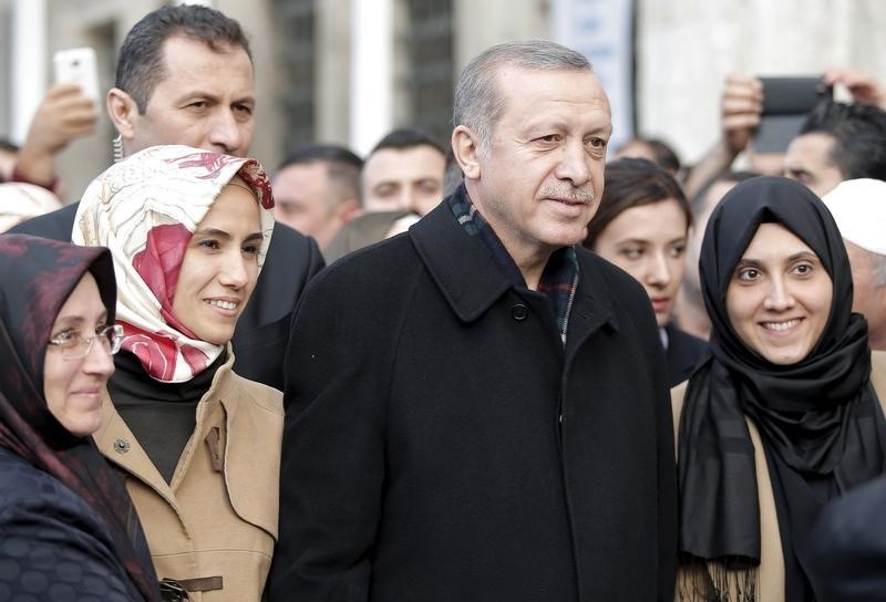 © Reuters. اردوغان: البرلمان يجب ان يعطي الدستور الجديد أولوية