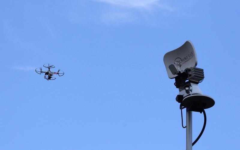 © Reuters. Drone is seen next to a television antenna in Pinecrest, Florida