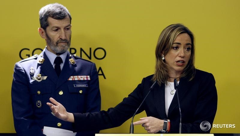 © Reuters. El Gobierno cesa al militar fichado por Podemos que ya había pedido retirarse