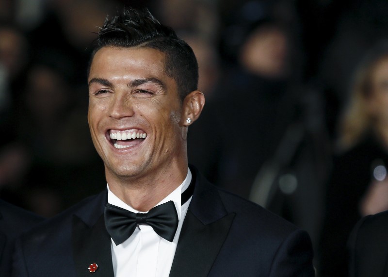 © Reuters. Jogador Cristiano Ronaldo na pré-estreia do filme 