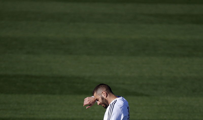 © Reuters. Benzema registra una denuncia por violación de la confidencialidad judicial