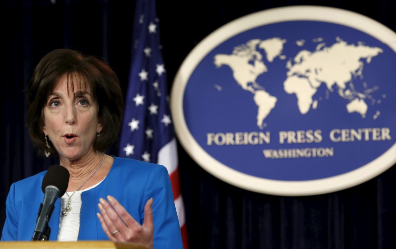 © Reuters. U.S. Assistant Secretary of State for Western Hemisphere Affairs Roberta Jacobson speaks at a news conference in Washington