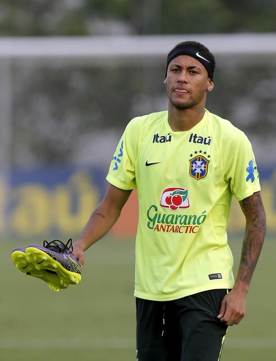 © Reuters. Neymar es el mejor del mundo en este momento, dice técnico Brasil