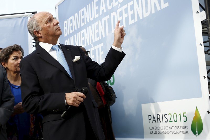 © Reuters. La cumbre sobre el clima no es una fanfarria, dice Francia a EEUU
