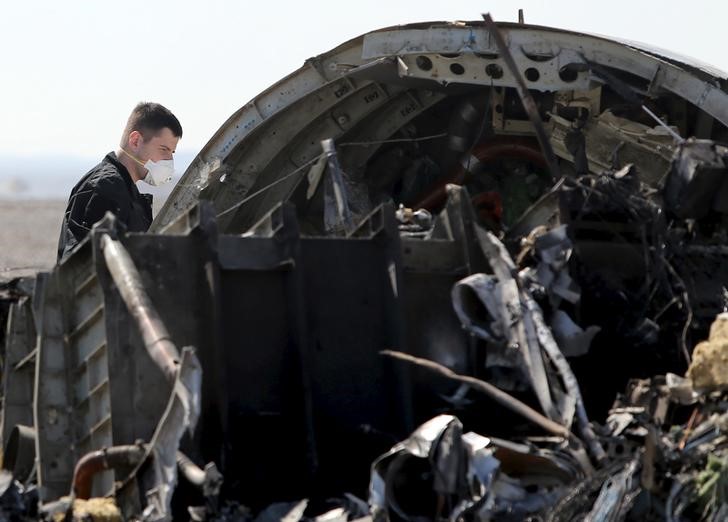 © Reuters. وكالات امريكية تقول انها لم تتلق دعوة للمشاركة في تحقيق مصري في تحطم طائرة روسية