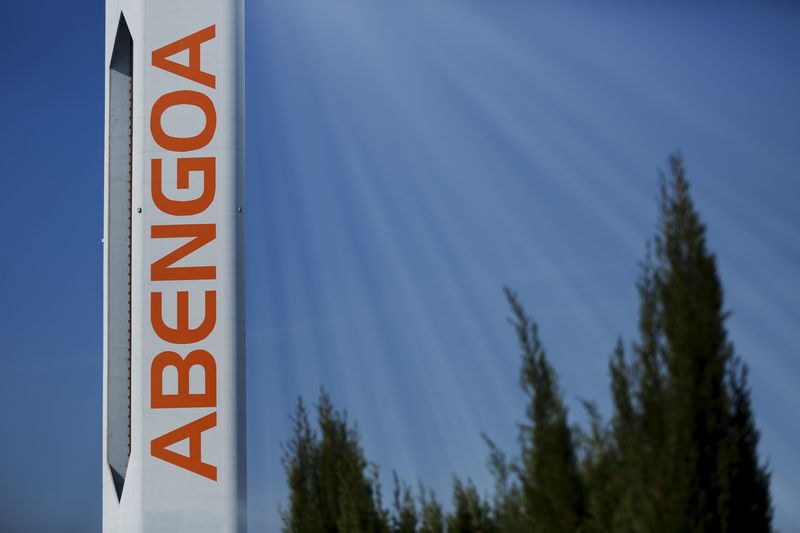 © Reuters. Abengoa cae 4% en bolsa tras resultados y advertencia de auditor