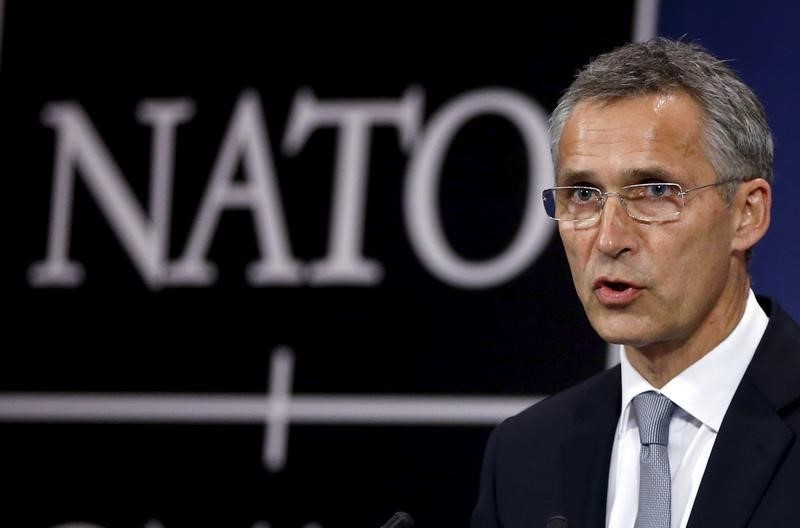 © Reuters. Chefe da Otan, Jens Stoltenberg, durante entrevista coletiva em Bruxelas