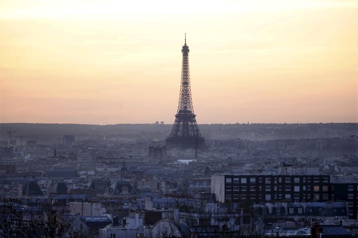 © Reuters. Francia sigue adelante con cumbre sobre cambio climático 