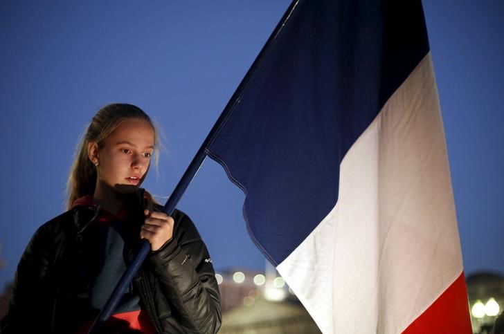 © Reuters. المكسيك تقول إن مكسيكيتين من بين ضحايا هجمات باريس