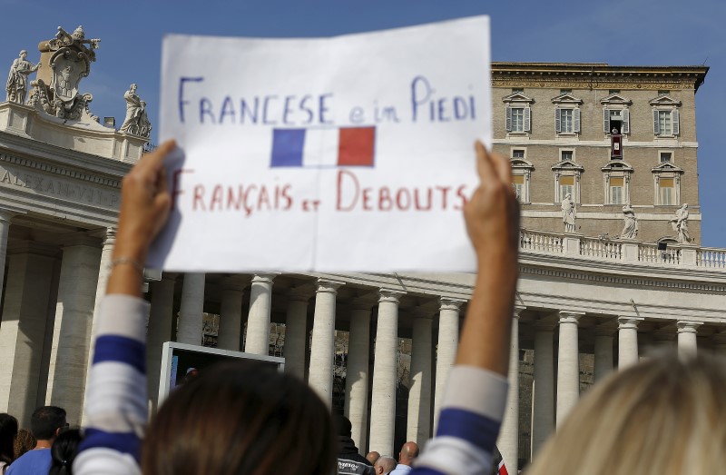 © Reuters. El Papa dice es una blasfemia usar el nombre de Dios para justificar la violencia