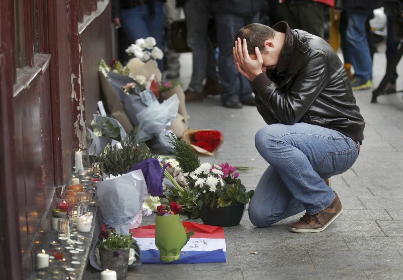 © Reuters. هجمات باريس.. مشروع دولي مشترك للعنف