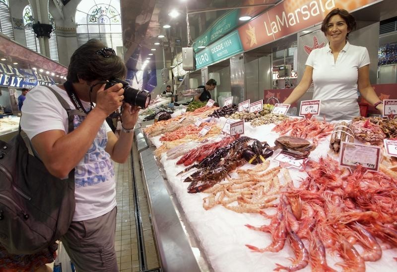 © Reuters. Revisada al alza la inflación de la eurozona en octubre  