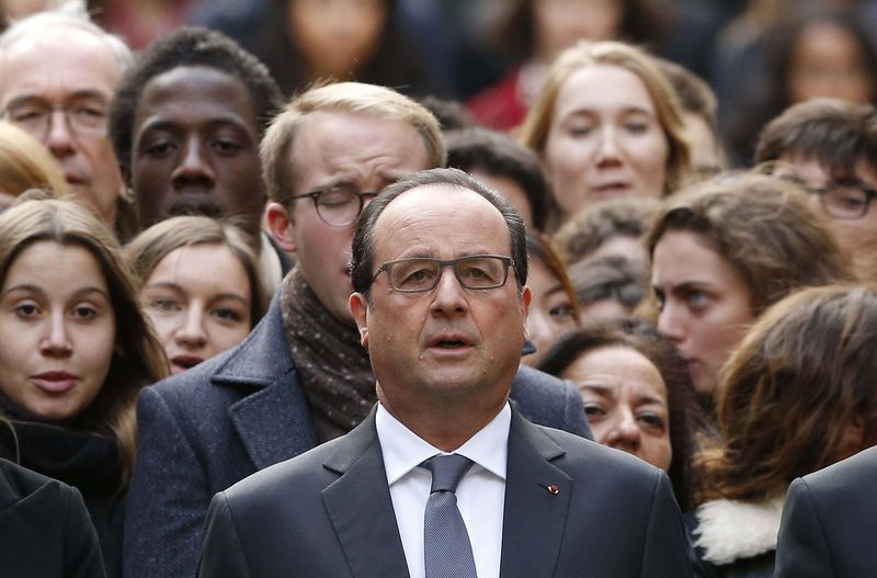 © Reuters. GUERRE ET TERRORISME MARQUENT LE QUINQUENNAT DE HOLLANDE