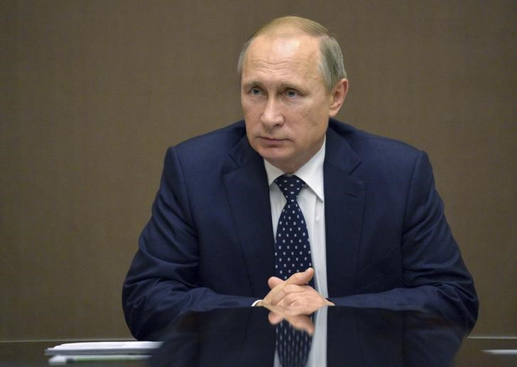 © Reuters. بوتين يقول إنه يوافق على إعادة هيكلة ديون أوكرانيا