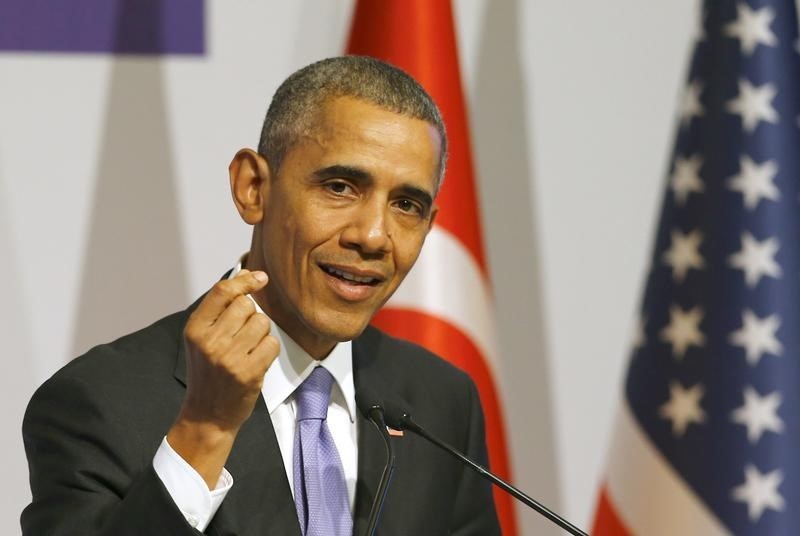 © Reuters. U.S. President Obama addresses news conference following working session at G20 summit in Antalya