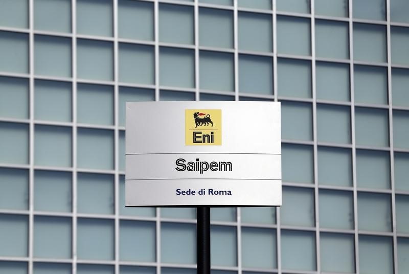 © Reuters. The logo of oil company Eni-Saipem is pictured at its headquarters in Rome