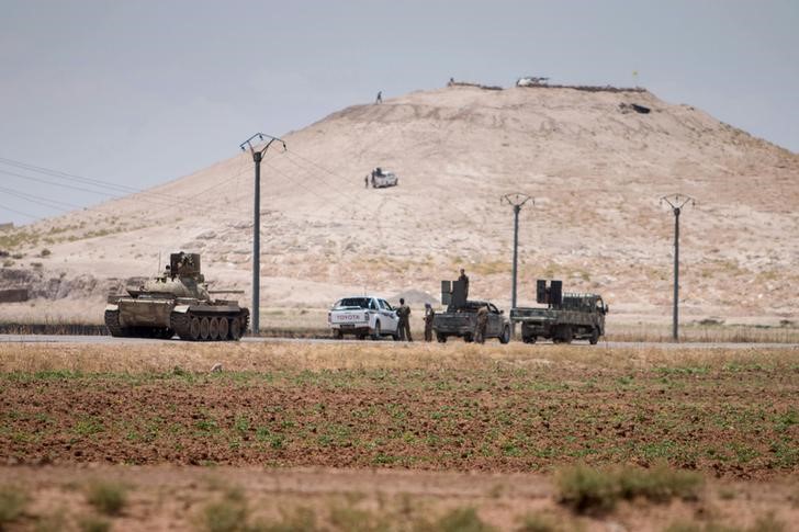 © Reuters. Al menos 33 combatientes del Estado Islámico mueren en ataques aéreos