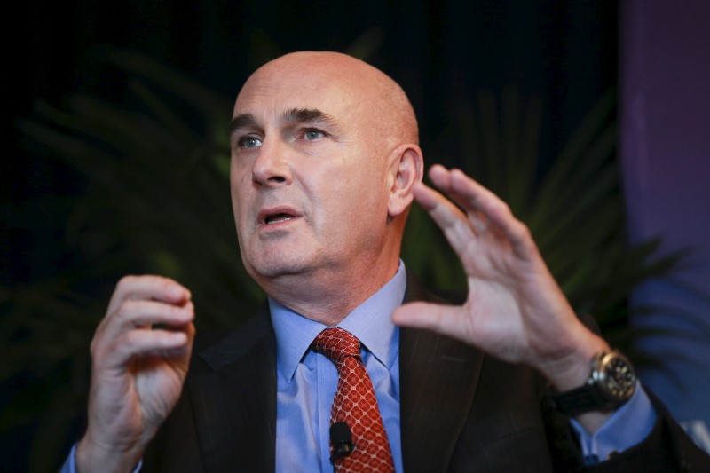 © Reuters. Hugh Grant, Chairman and CEO of Monsanto, participates in a panel discussion at the 2015 Fortune Global Forum in San Francisco