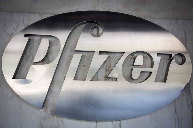 © Reuters. Логотип Pfizer 