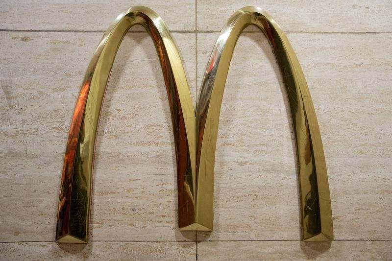 © Reuters. رواد مطاعم يقيمون دعوى على فرع لشركة مكدونالدز الأمريكية