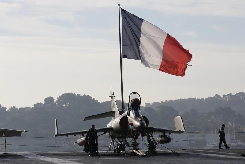 © Reuters. فرنسا تحث أعضاء الأمم المتحدة على دعم القتال ضد الدولة الإسلامية