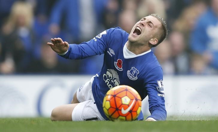 © Reuters. El Barça podría recomprar a Deulofeu, dice el entrenador del Everton